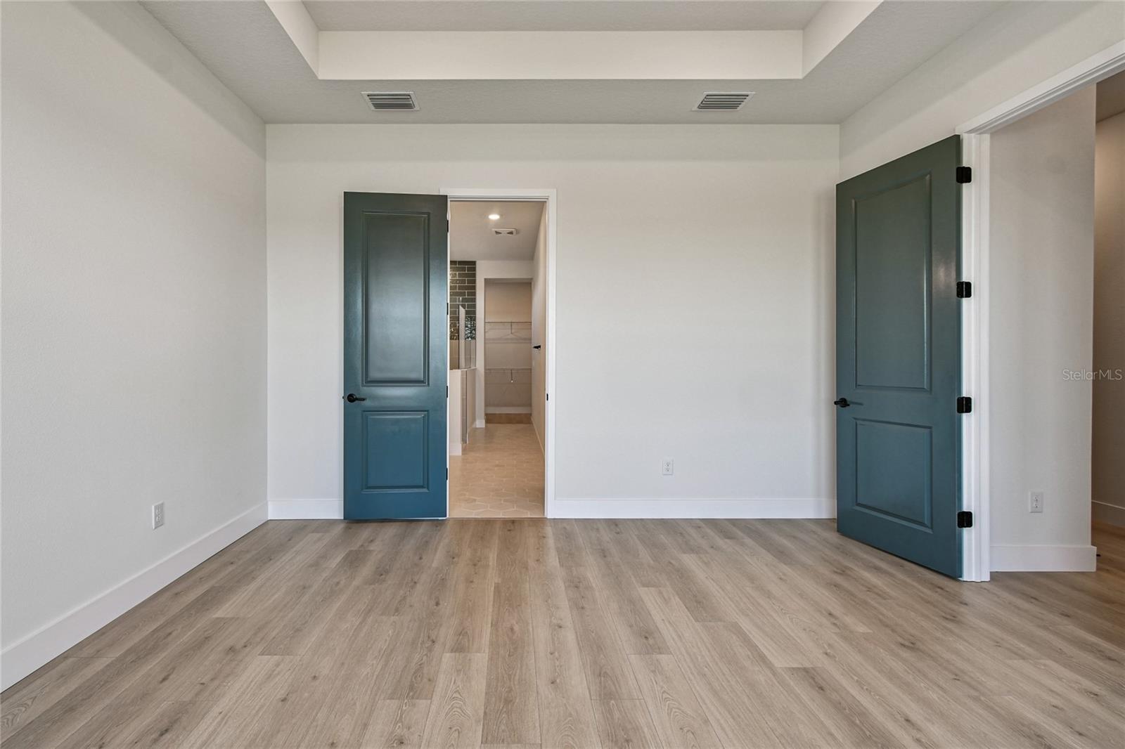 PALMERA AT WELLEN PARK - Residential