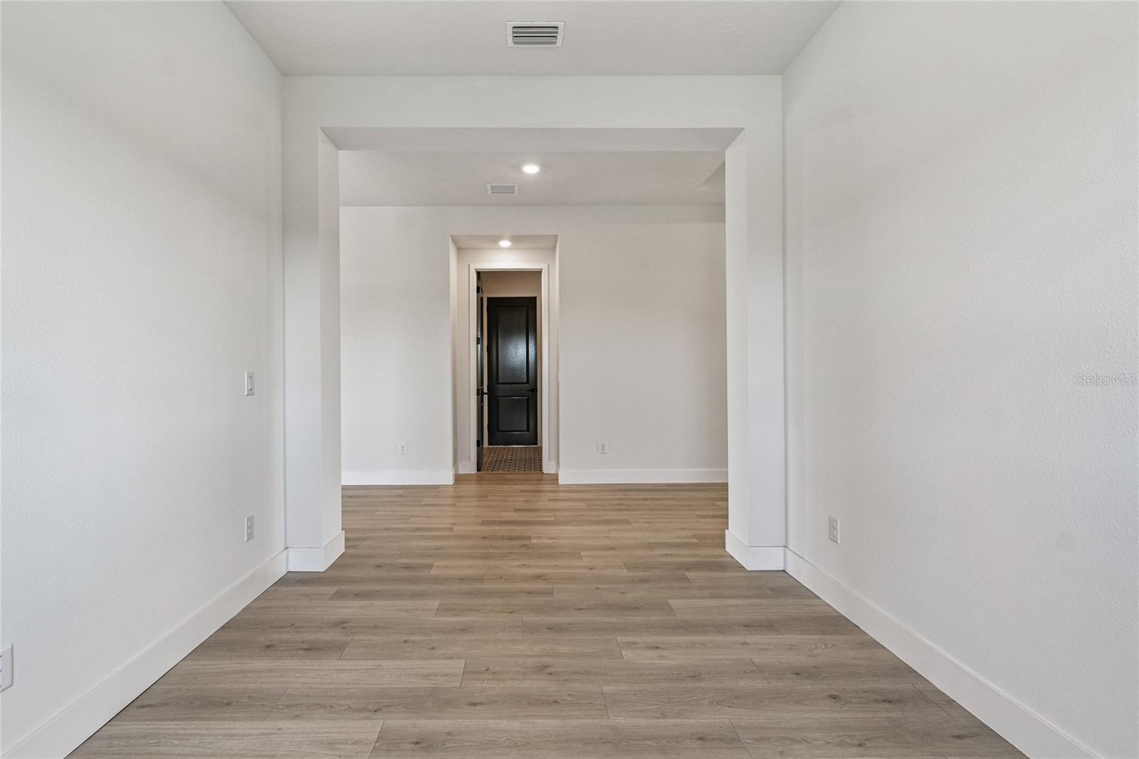 PALMERA AT WELLEN PARK - Residential