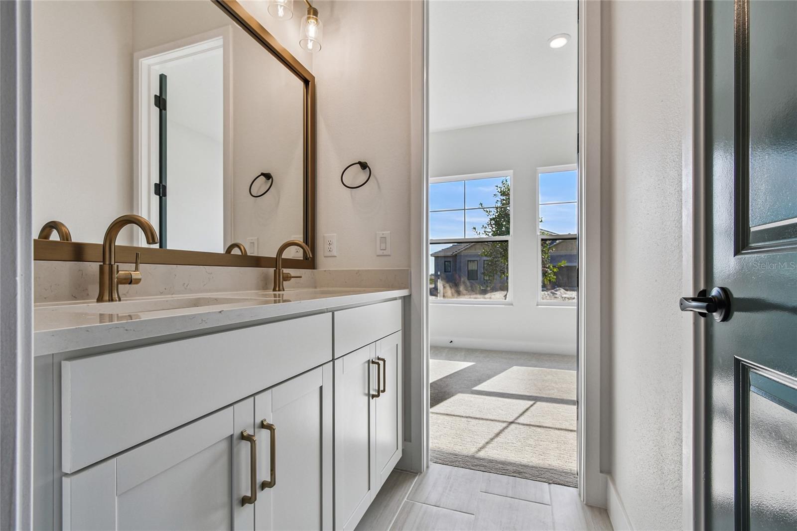 PALMERA AT WELLEN PARK - Residential