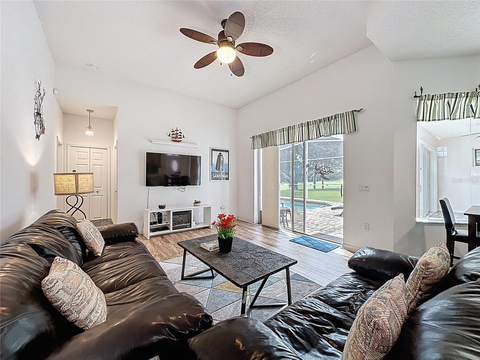 SOUTHERN DUNES ESTATES - Residential