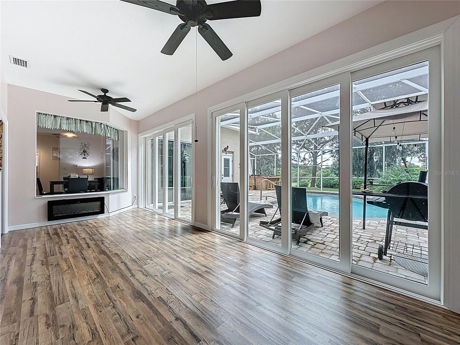 SOUTHERN DUNES ESTATES - Residential