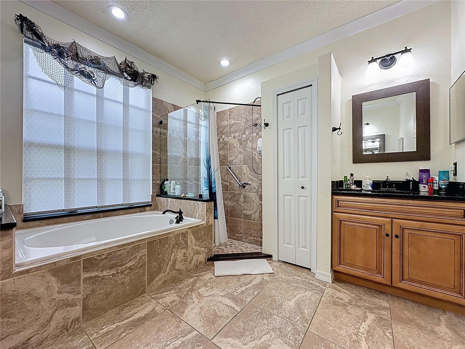 SOUTHERN DUNES ESTATES - Residential