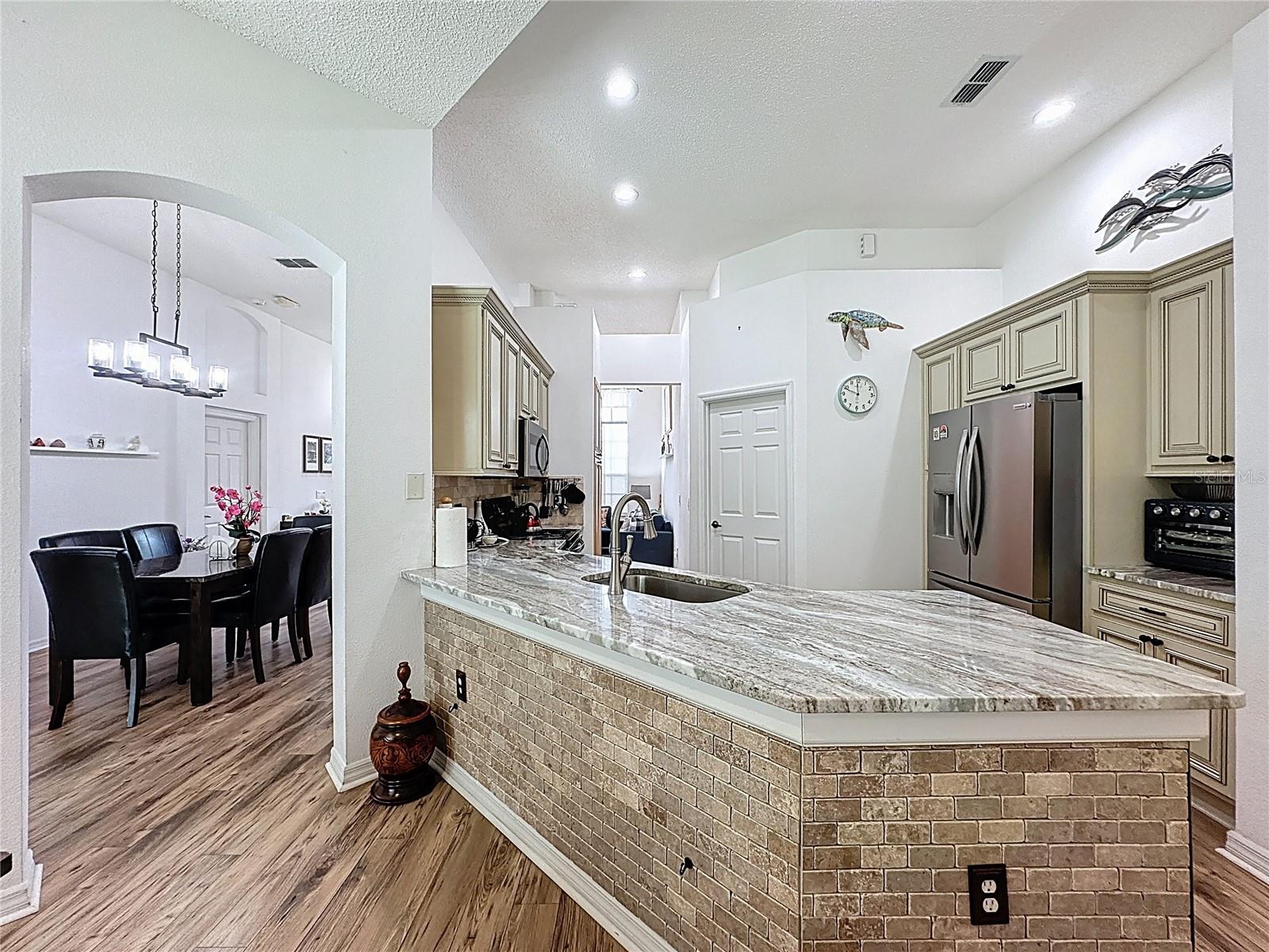 SOUTHERN DUNES ESTATES - Residential