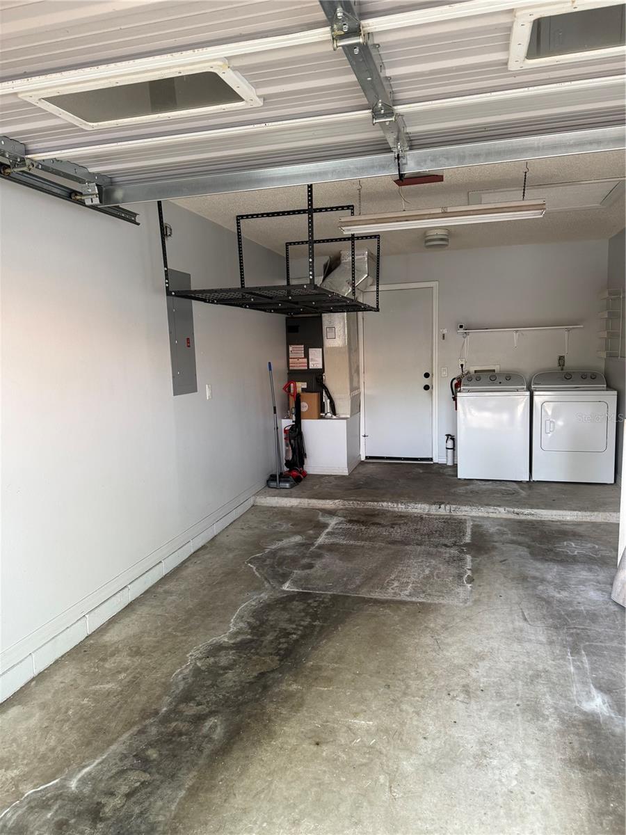 OAKBROOK VILLAGE - Residential