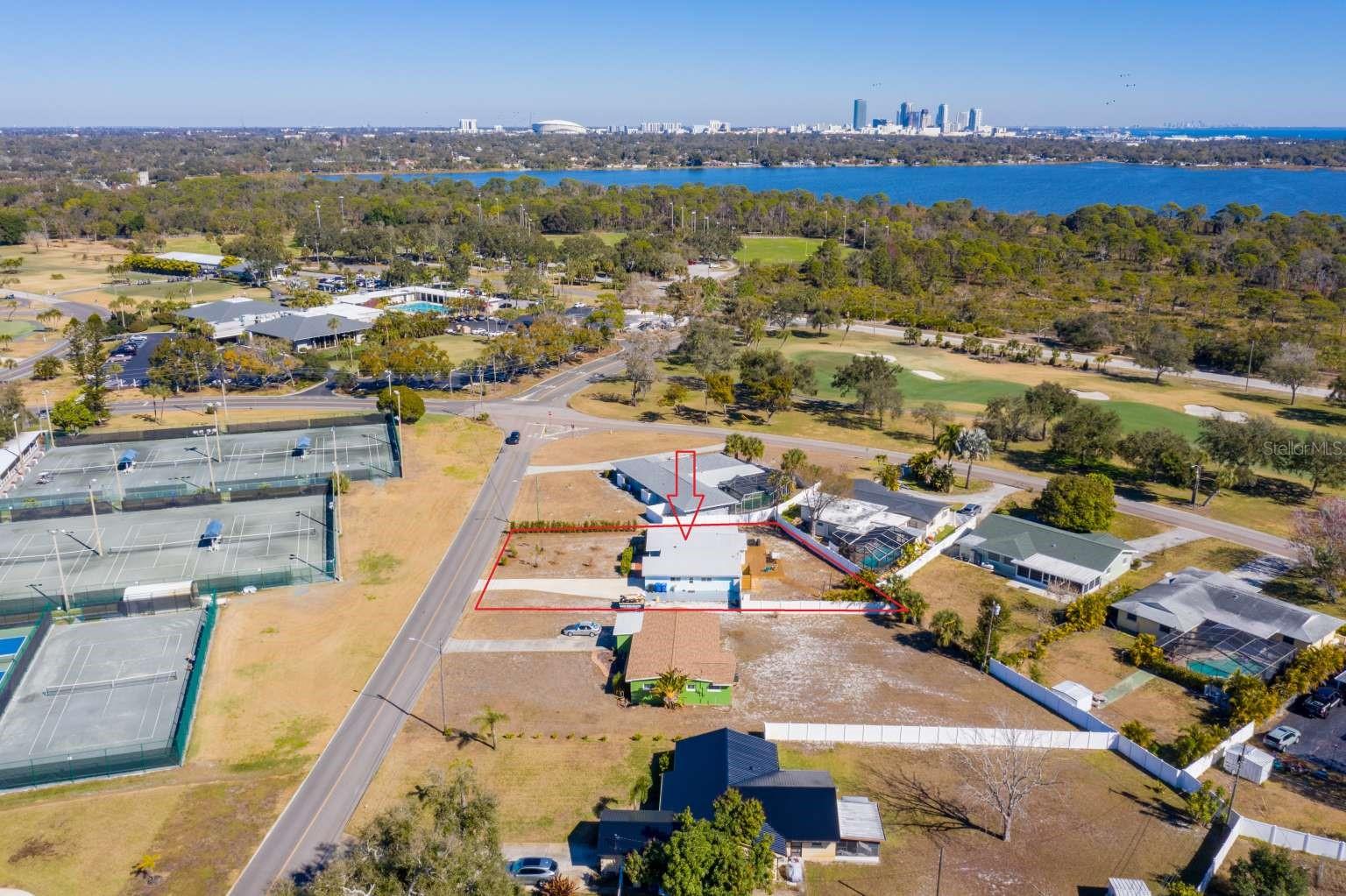 LAKEWOOD ESTATES SUB OF TR 14 - Residential