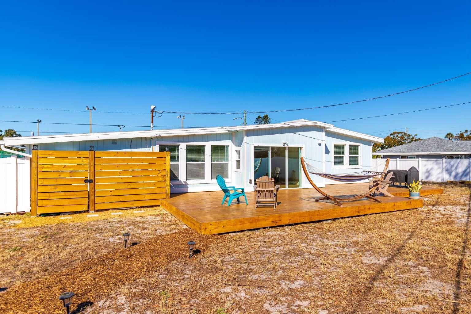 LAKEWOOD ESTATES SUB OF TR 14 - Residential