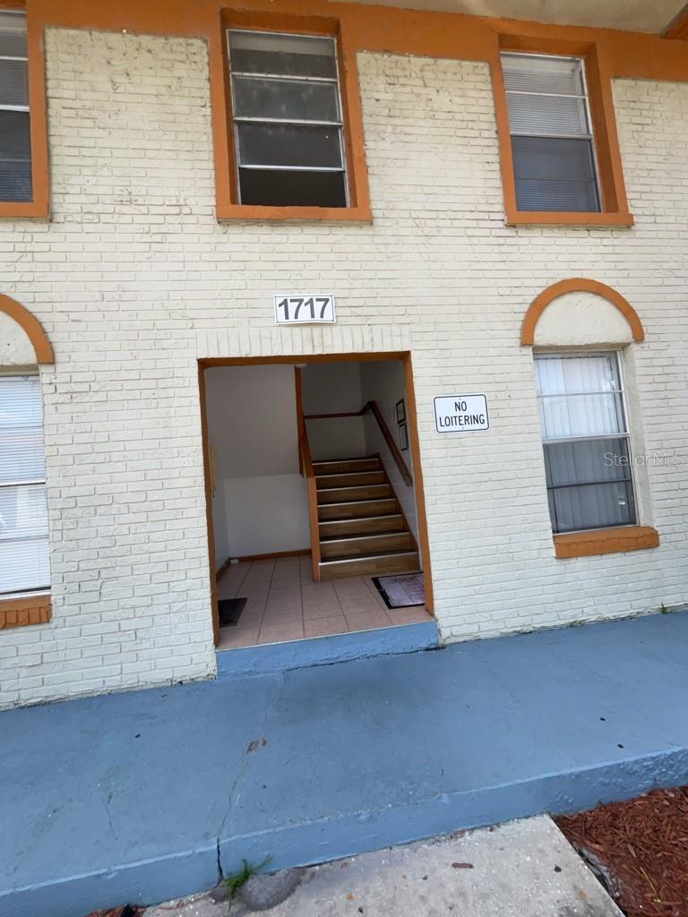SPECIAL!! $200 OFF THE 1ST MO RENT IF YOU MOVE IN BEFORE 7/15!
Discover this charming 2-bedroom, 2-bathroom 2nd floor condo located in Kissimmee! The spacious layout features durable tile flooring throughout, making maintenance a breeze. The well-equipped kitchen includes all appliances, while one of the bedrooms offers direct outdoor access perfect for outdoor living or easy coming and going. Located just moments from a variety of shopping and dining options, this home provides effortless access to world-famous attractions like Disney World and Universal Studios, as well as the vibrant offerings of Central Florida. Additionally, enjoy nearby outdoor recreation at Kissimmee's Lakefront Park, which boasts scenic walking trails, a splash pad, fishing pier, boat ramp, picnic areas, and a playground. This property is ideal for those seeking a comfortable, convenient lifestyle with community amenities in a prime location!!
Resident Benefit Package: $42.00-month. Includes HVAC air filter delivery, Tenant Liability Insurance, Credit Reporting, Tenant Rewards Program, and much more!
This property is eligible for deposit alternative coverage in lieu of a security deposit. For information and enrollment, please contact our leasing team and enjoy a deposit-free renting experience.