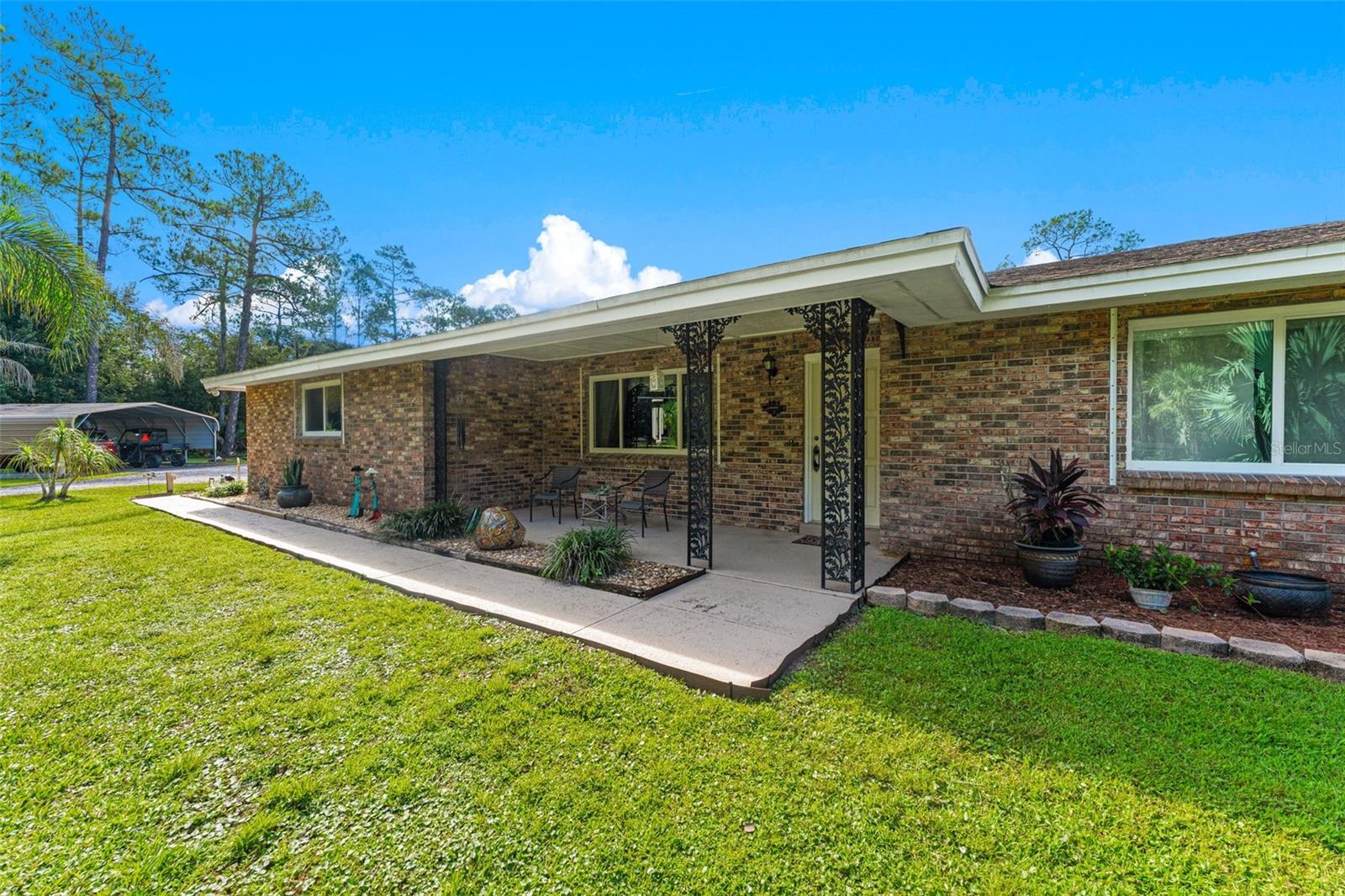 2131 W POINSETTIA DRIVE