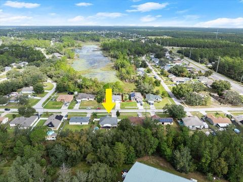 A home in DELTONA