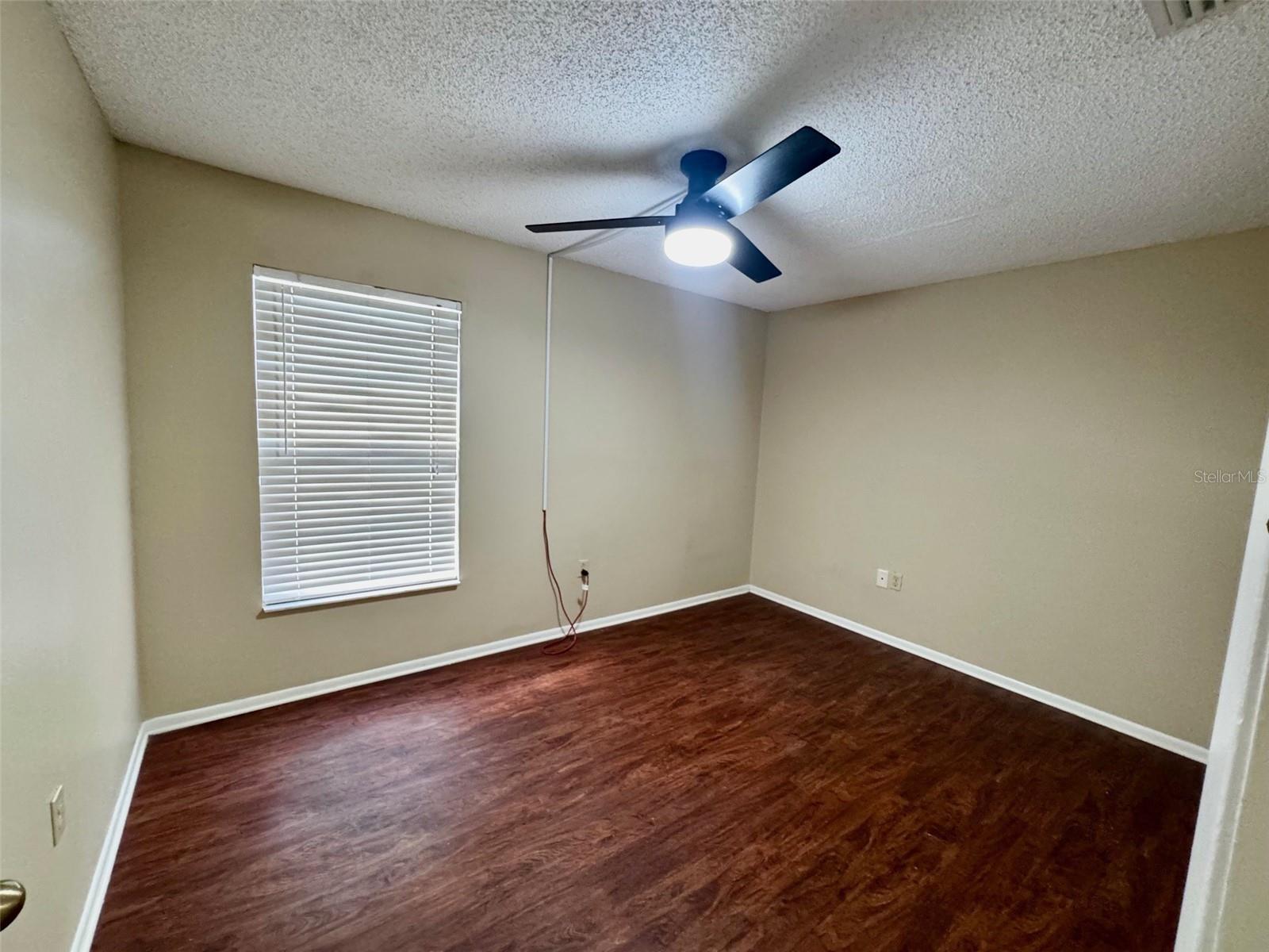 THE OAKS UNIT VI A CONDO - Residential Lease