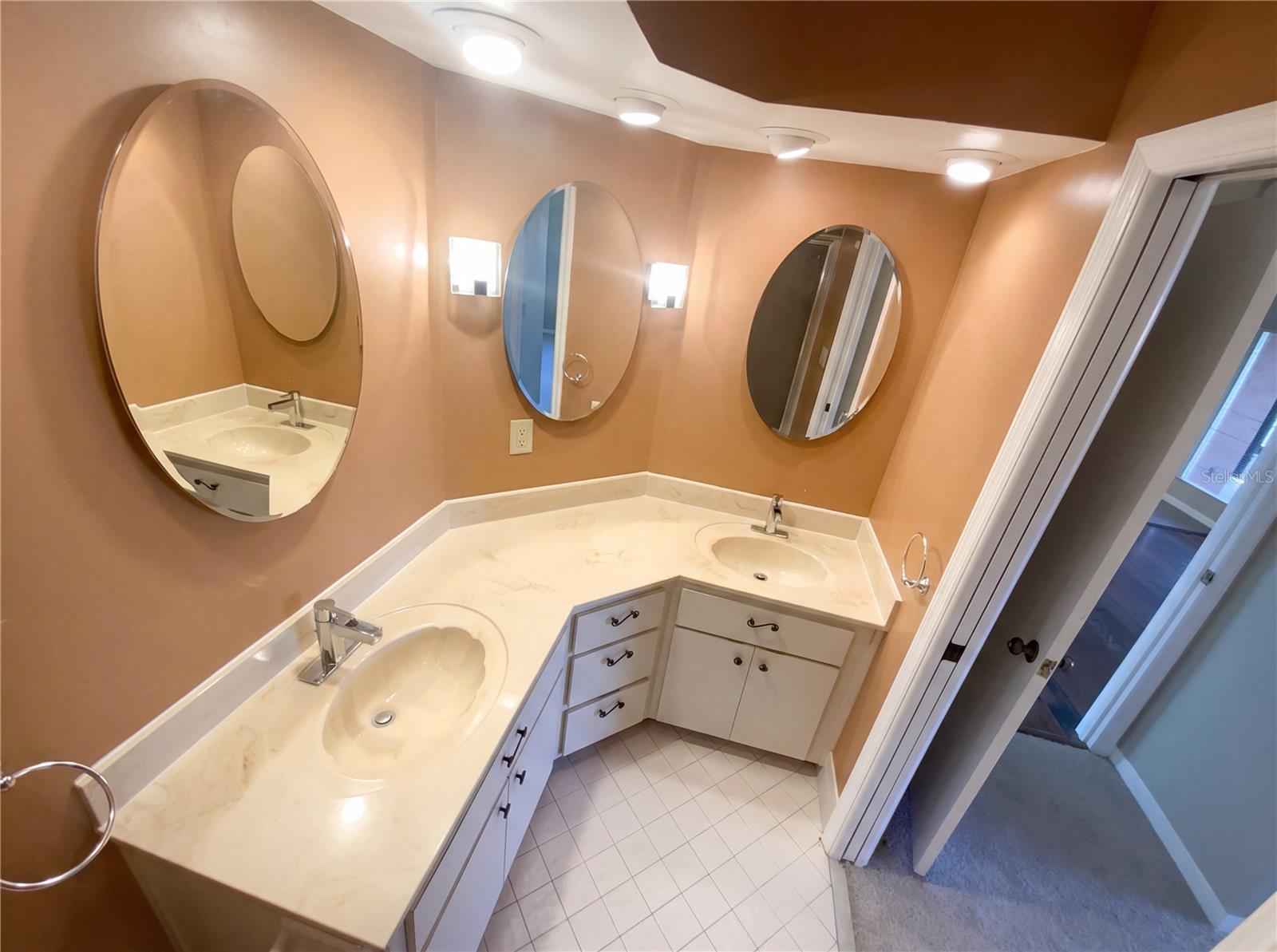 ARBOR COURT THIRD ADD - Residential