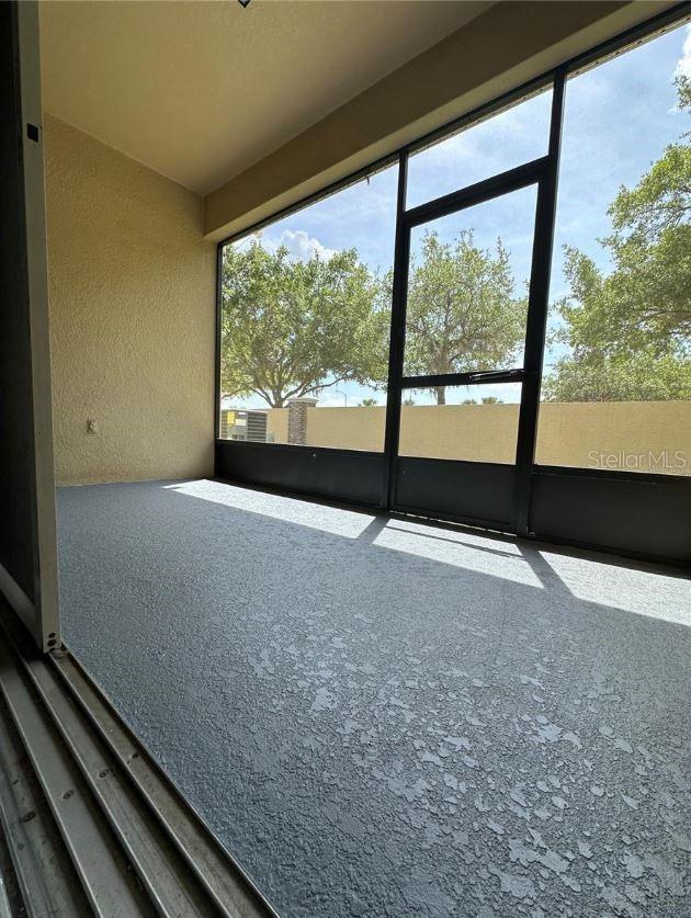 TOWNHOMES FLORA RIDGE - Residential Lease