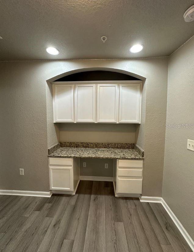 TOWNHOMES FLORA RIDGE - Residential Lease