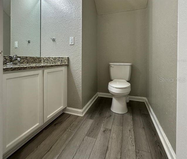 TOWNHOMES FLORA RIDGE - Residential Lease