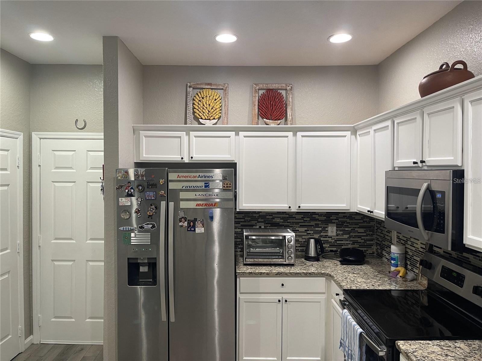 TOWNHOMES FLORA RIDGE - Residential Lease