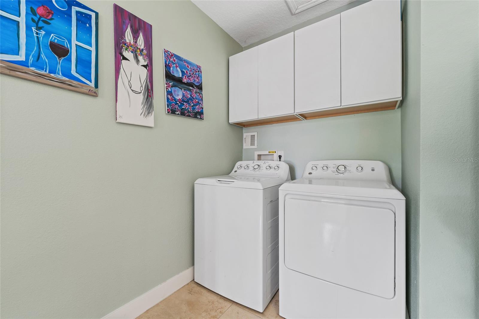 SPORTSMANS PARADISE - Residential