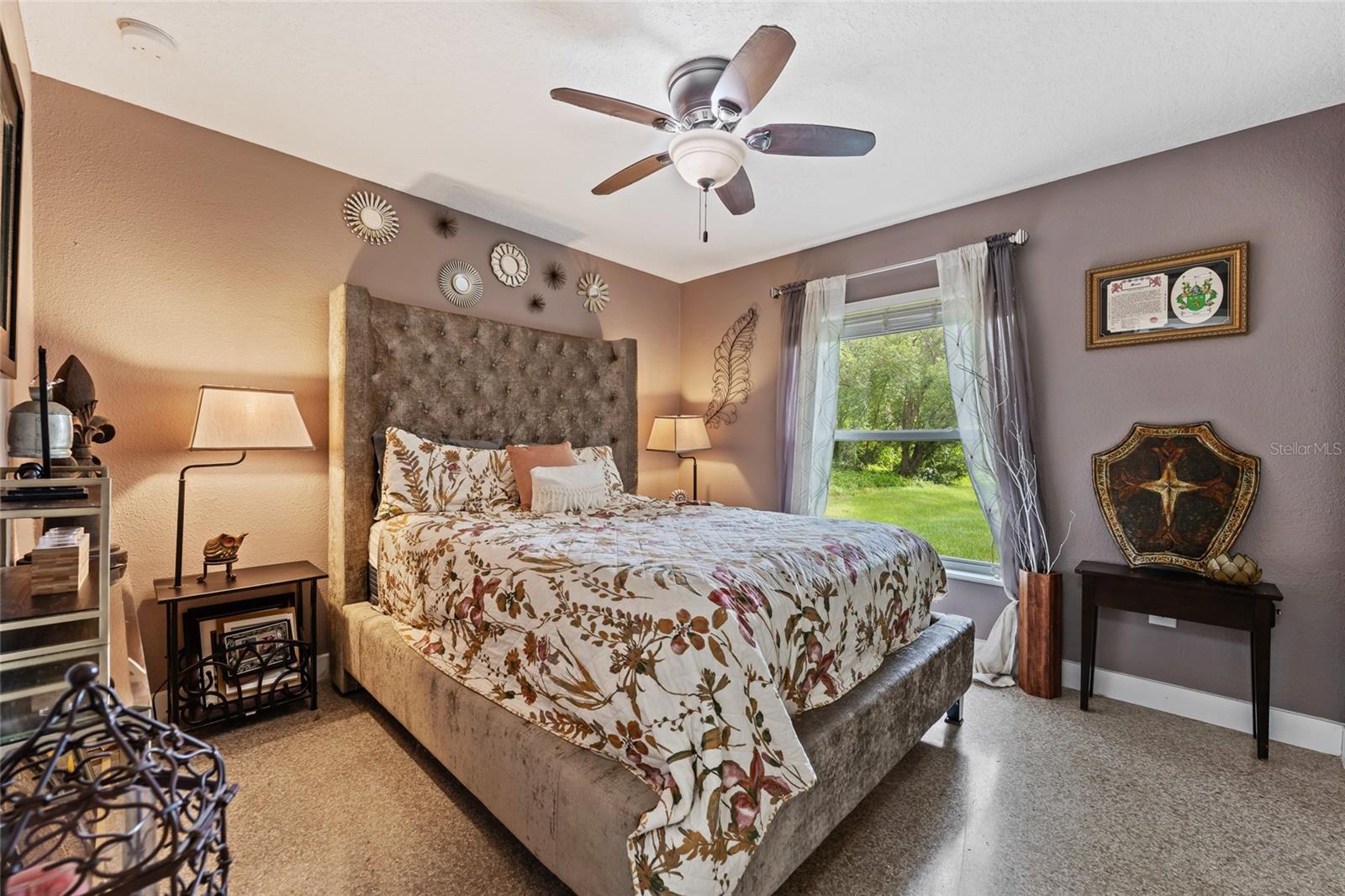 SPORTSMANS PARADISE - Residential