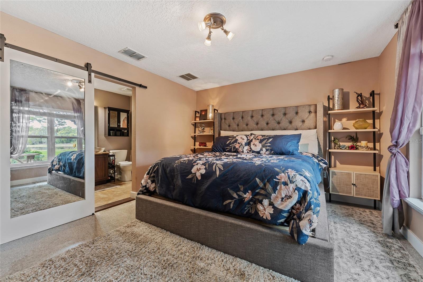 SPORTSMANS PARADISE - Residential