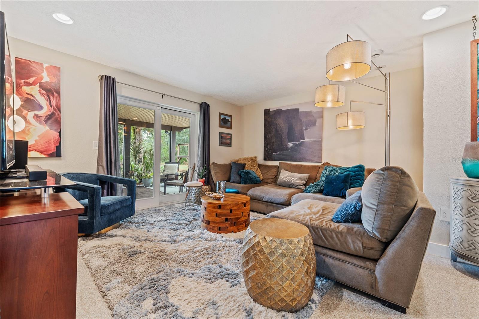 SPORTSMANS PARADISE - Residential