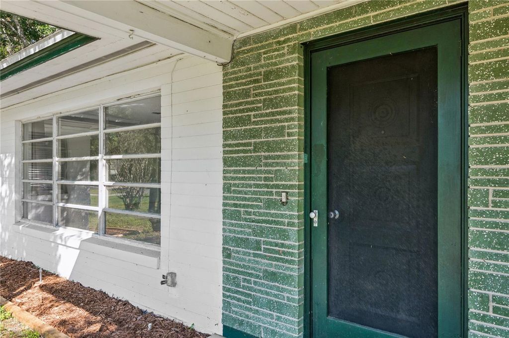 Photo of 606 Briarcliffe Street, Sanford, FL 32773 (MLS # O6400376)