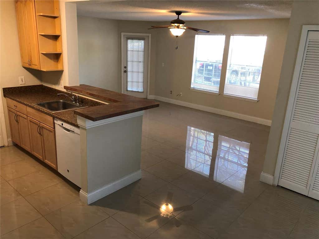 Photo of 6112 Westgate Drive #101, Orlando, FL 32835 (MLS # O6431006)