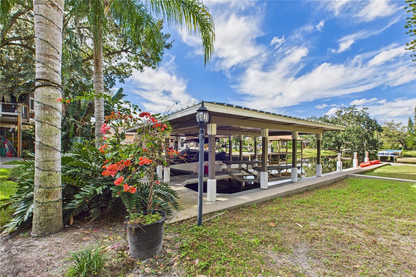 MAJESTIC OAKS - Residential