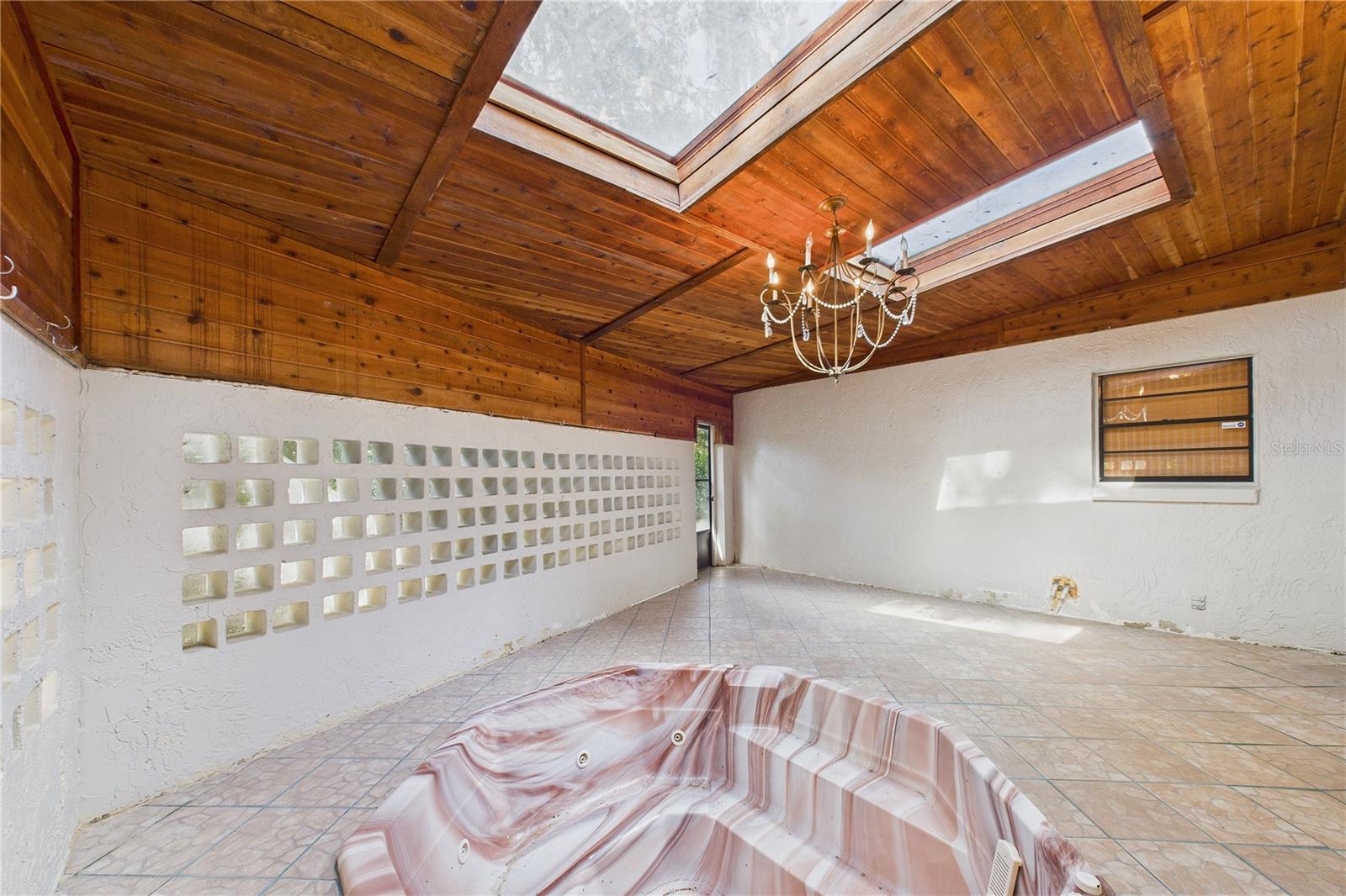 MAJESTIC OAKS - Residential