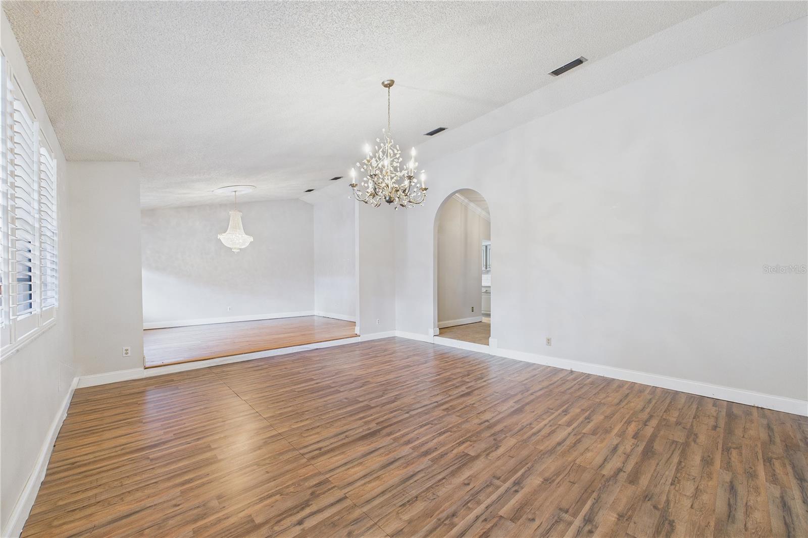 MAJESTIC OAKS - Residential