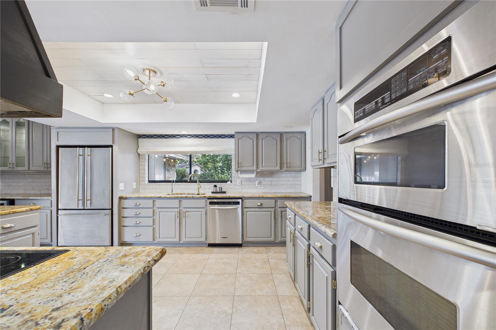 MAJESTIC OAKS - Residential