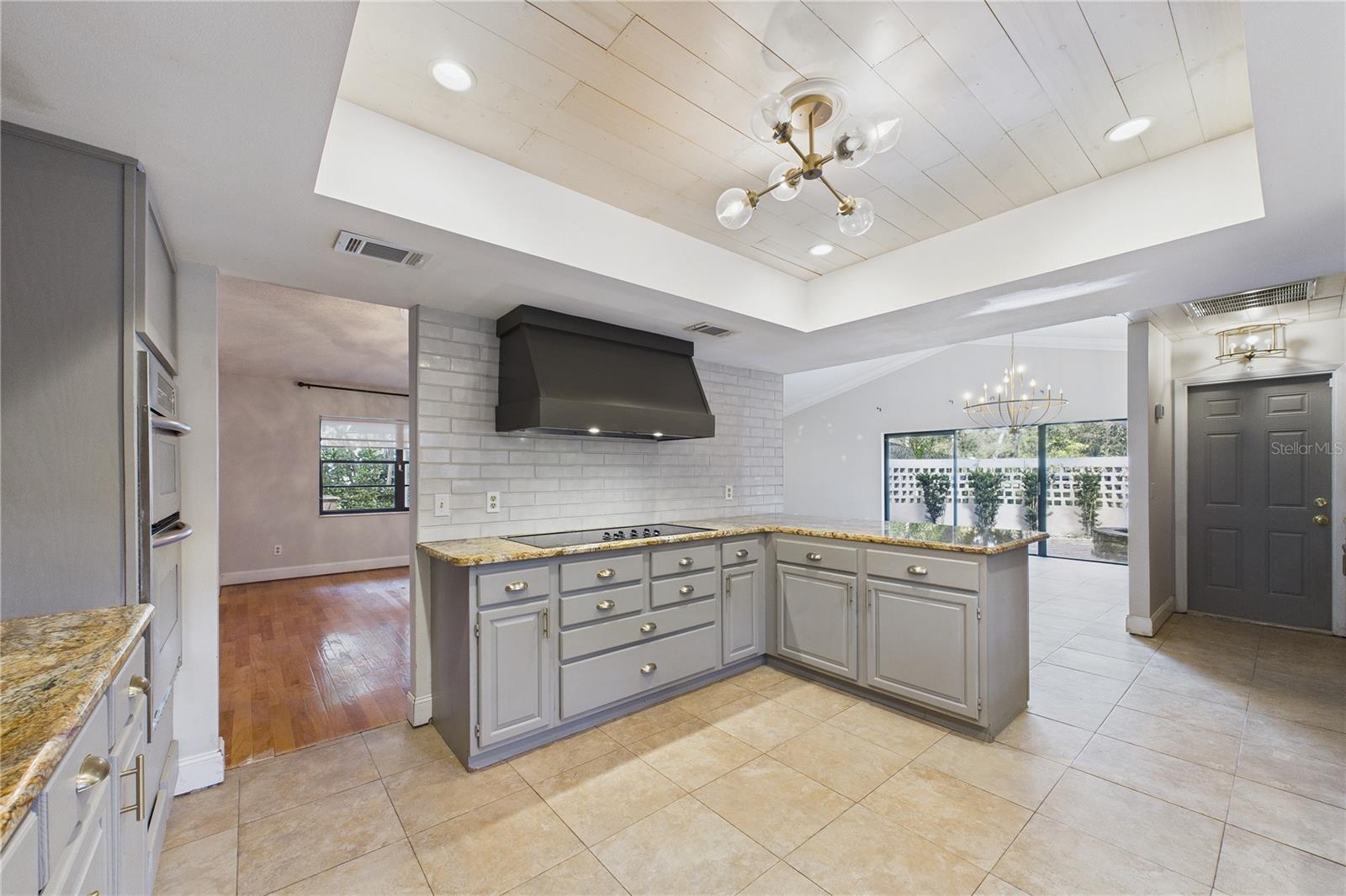 MAJESTIC OAKS - Residential