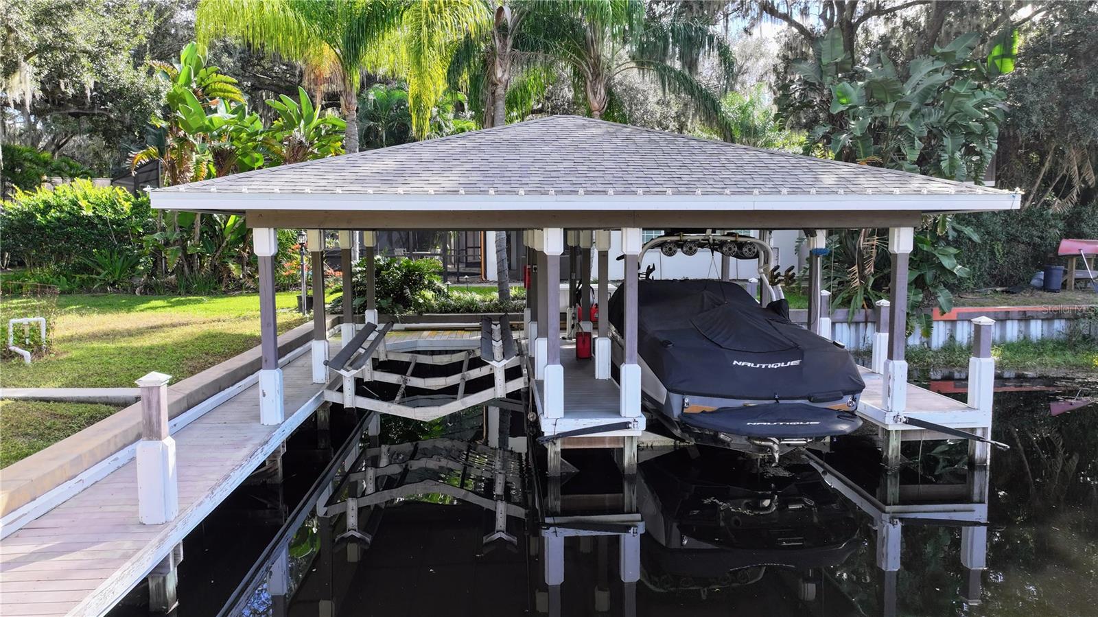 MAJESTIC OAKS - Residential