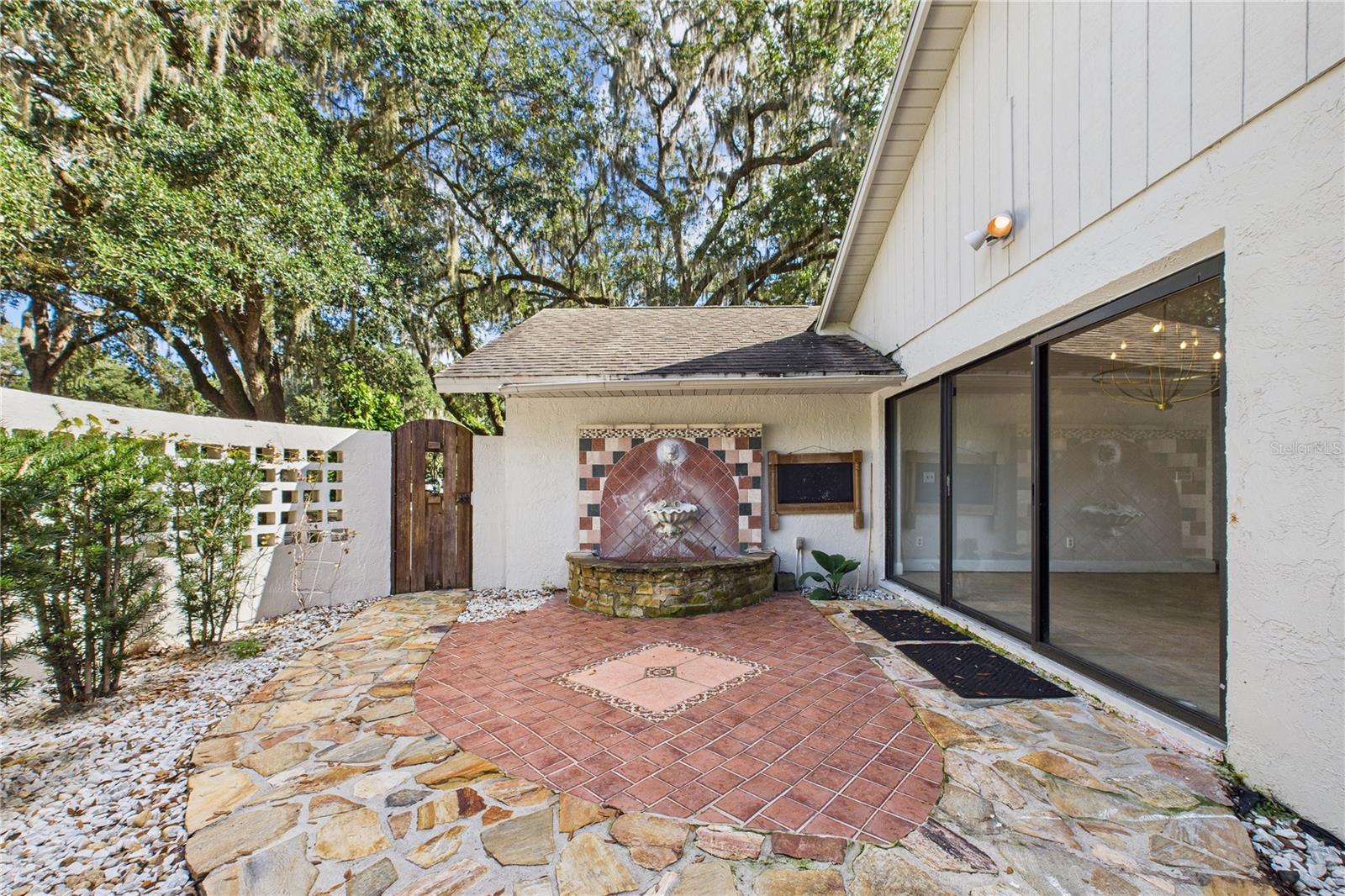 MAJESTIC OAKS - Residential