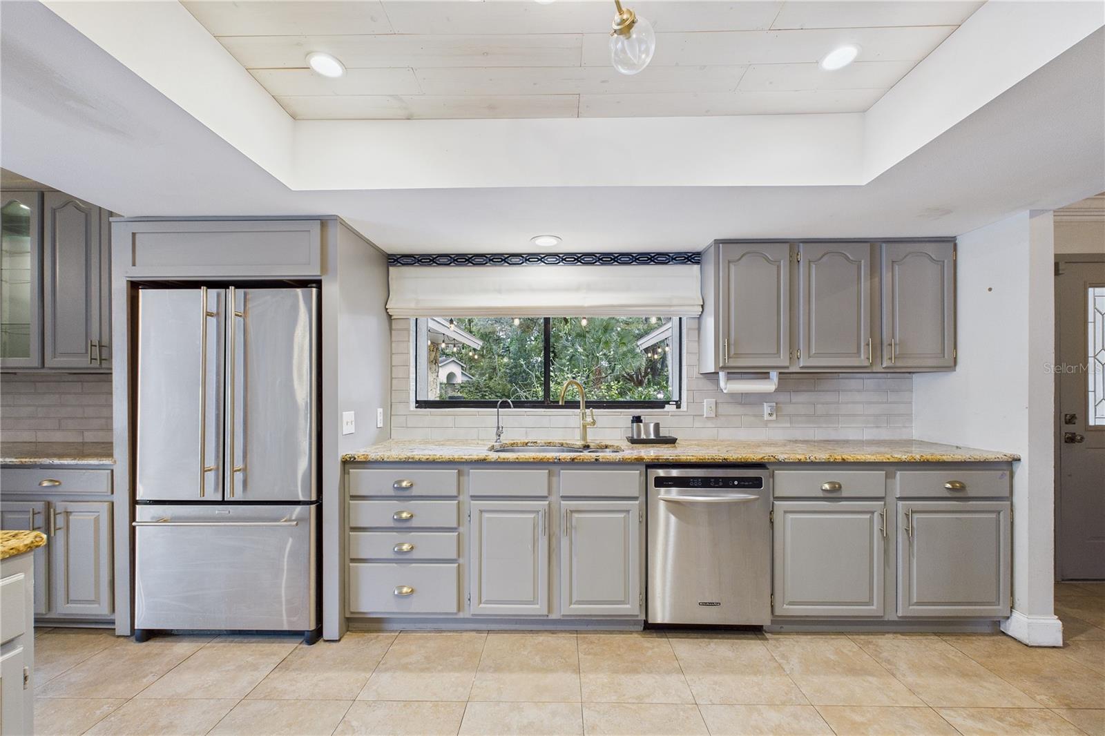 MAJESTIC OAKS - Residential