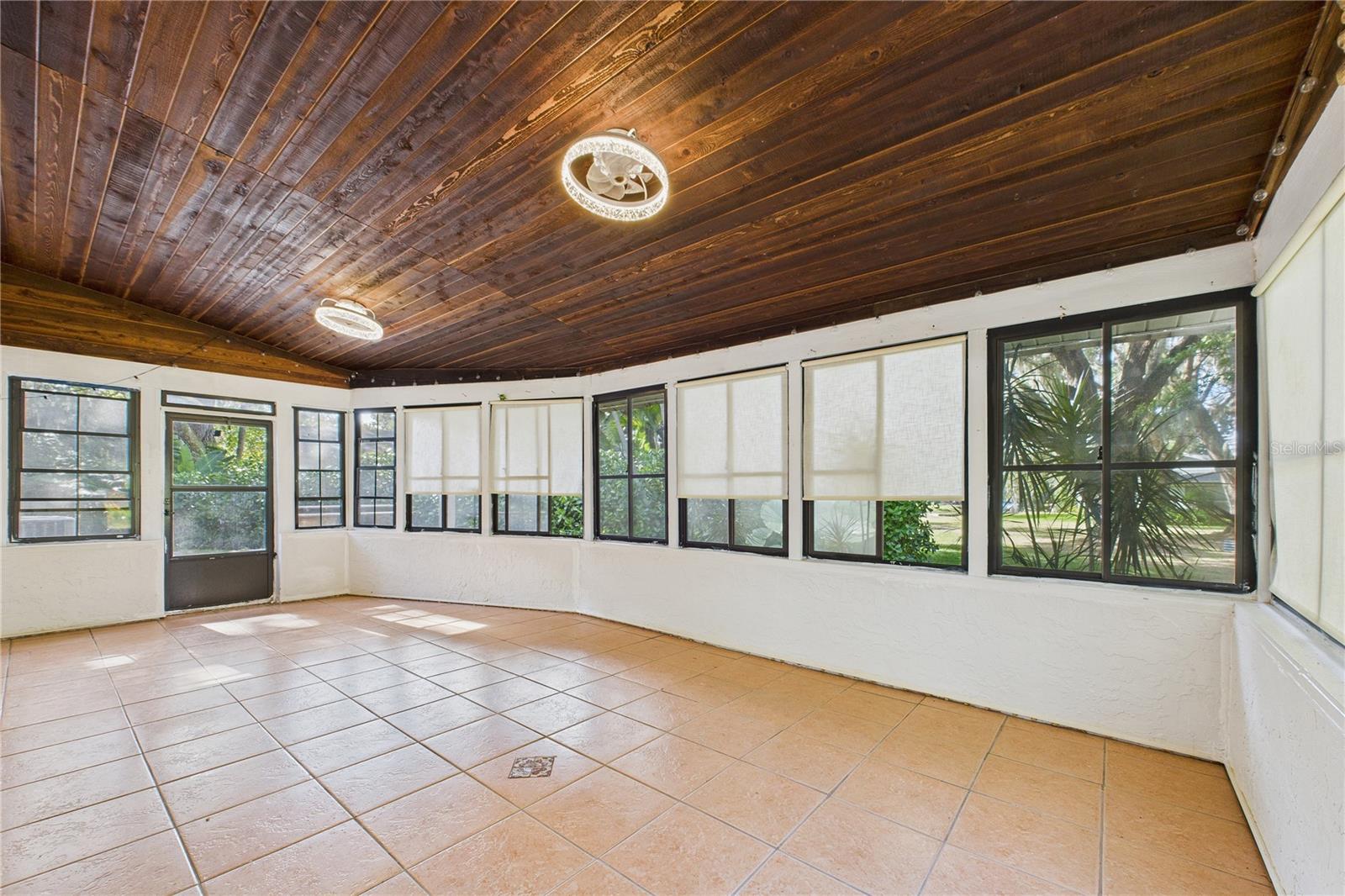 MAJESTIC OAKS - Residential