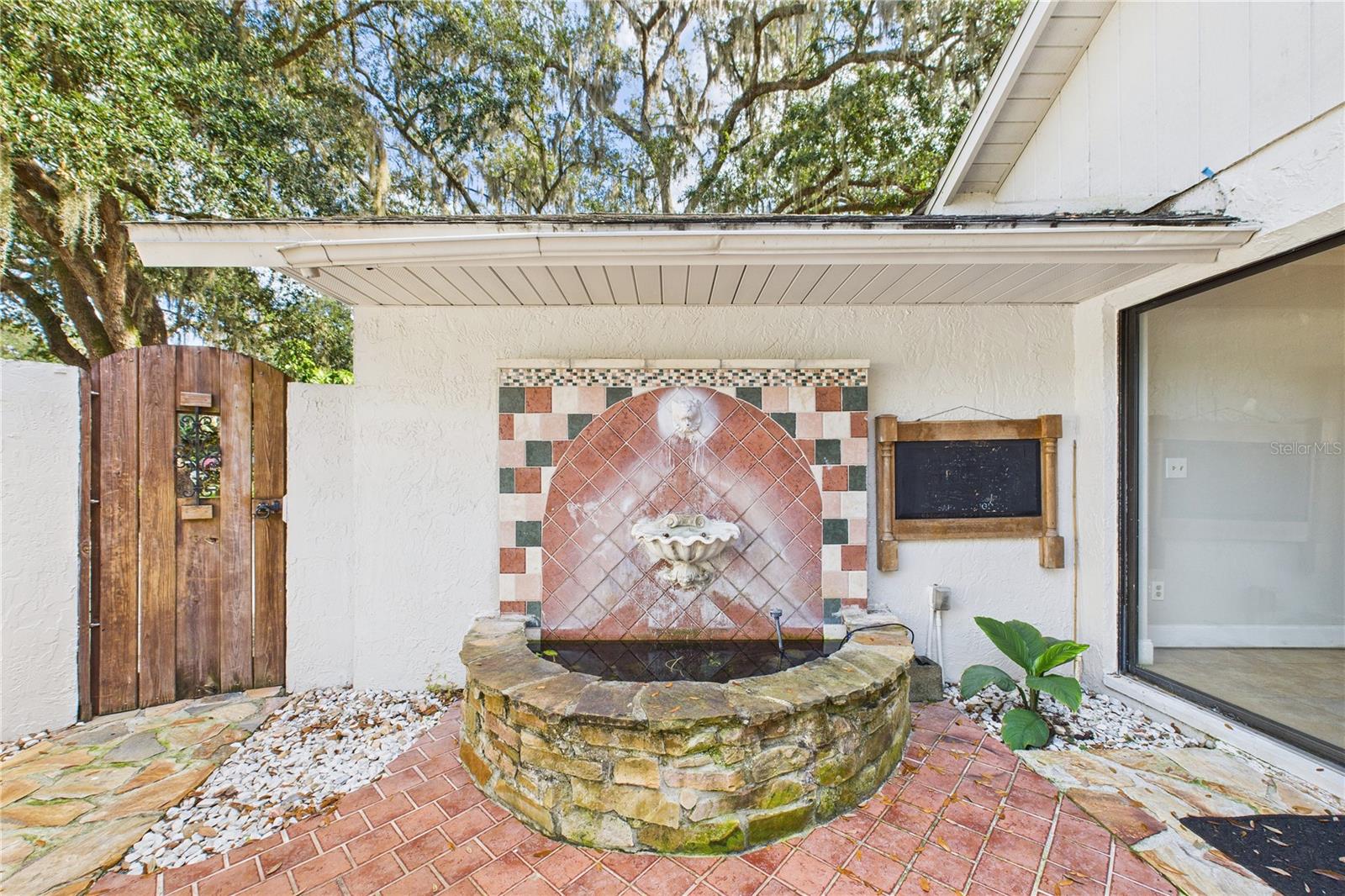 MAJESTIC OAKS - Residential