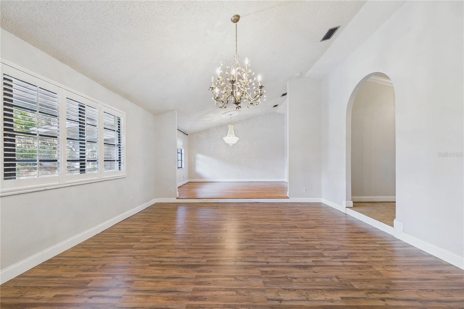 MAJESTIC OAKS - Residential