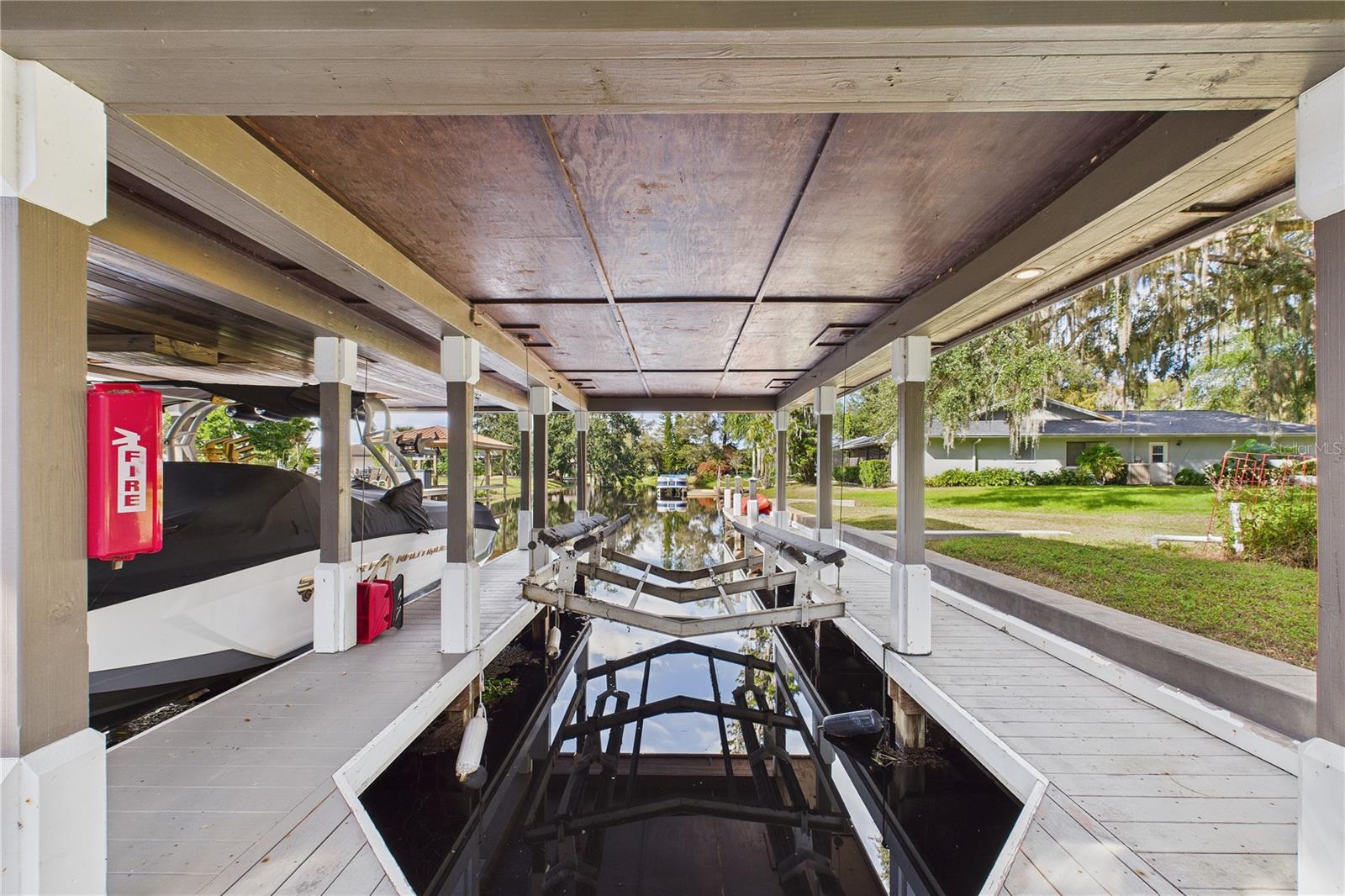 MAJESTIC OAKS - Residential