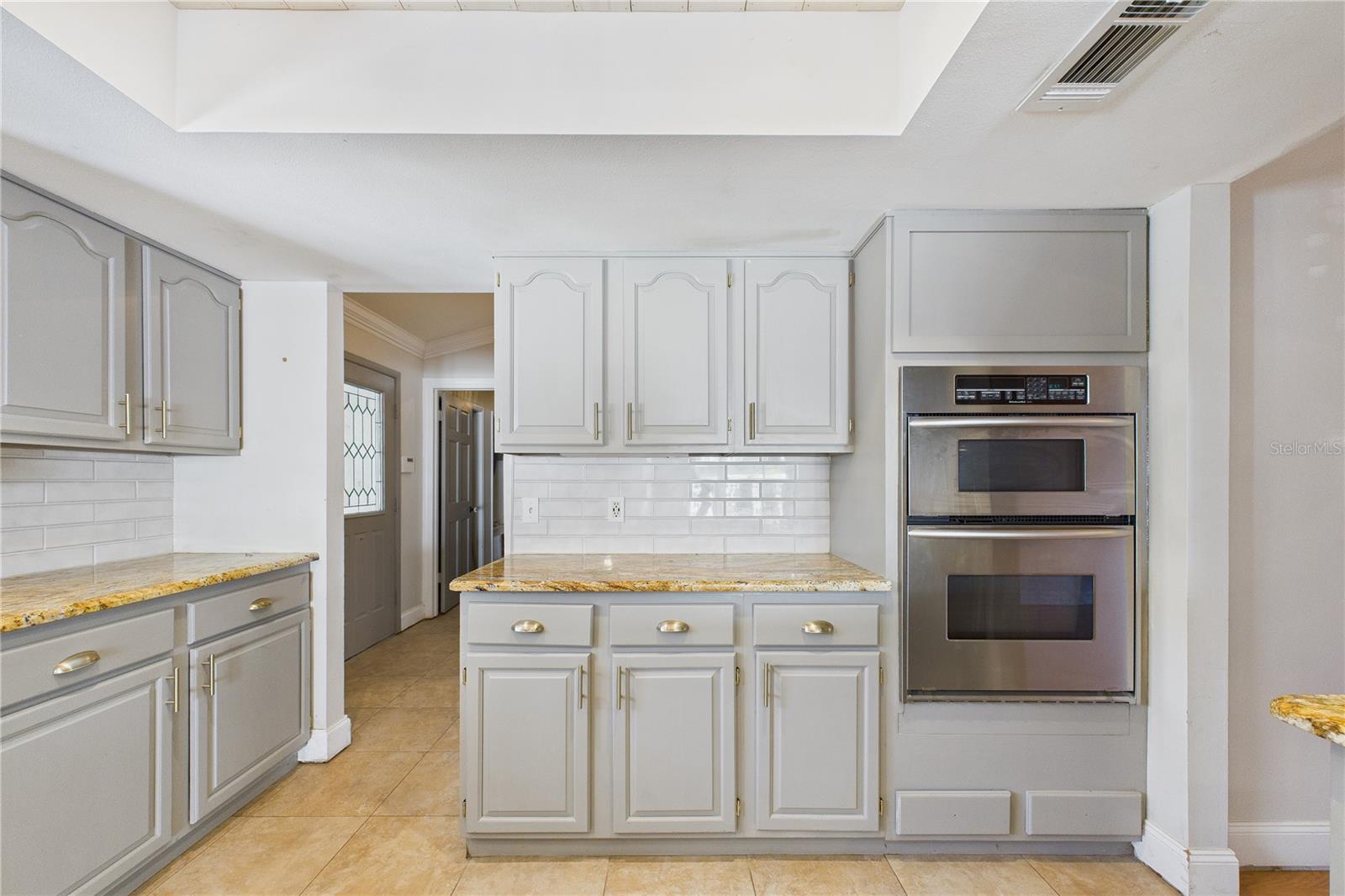 MAJESTIC OAKS - Residential