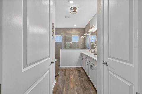 Tiny photo for 10724 SW 101st Loop, Ocala, FL 34481 (MLS # OM728189)