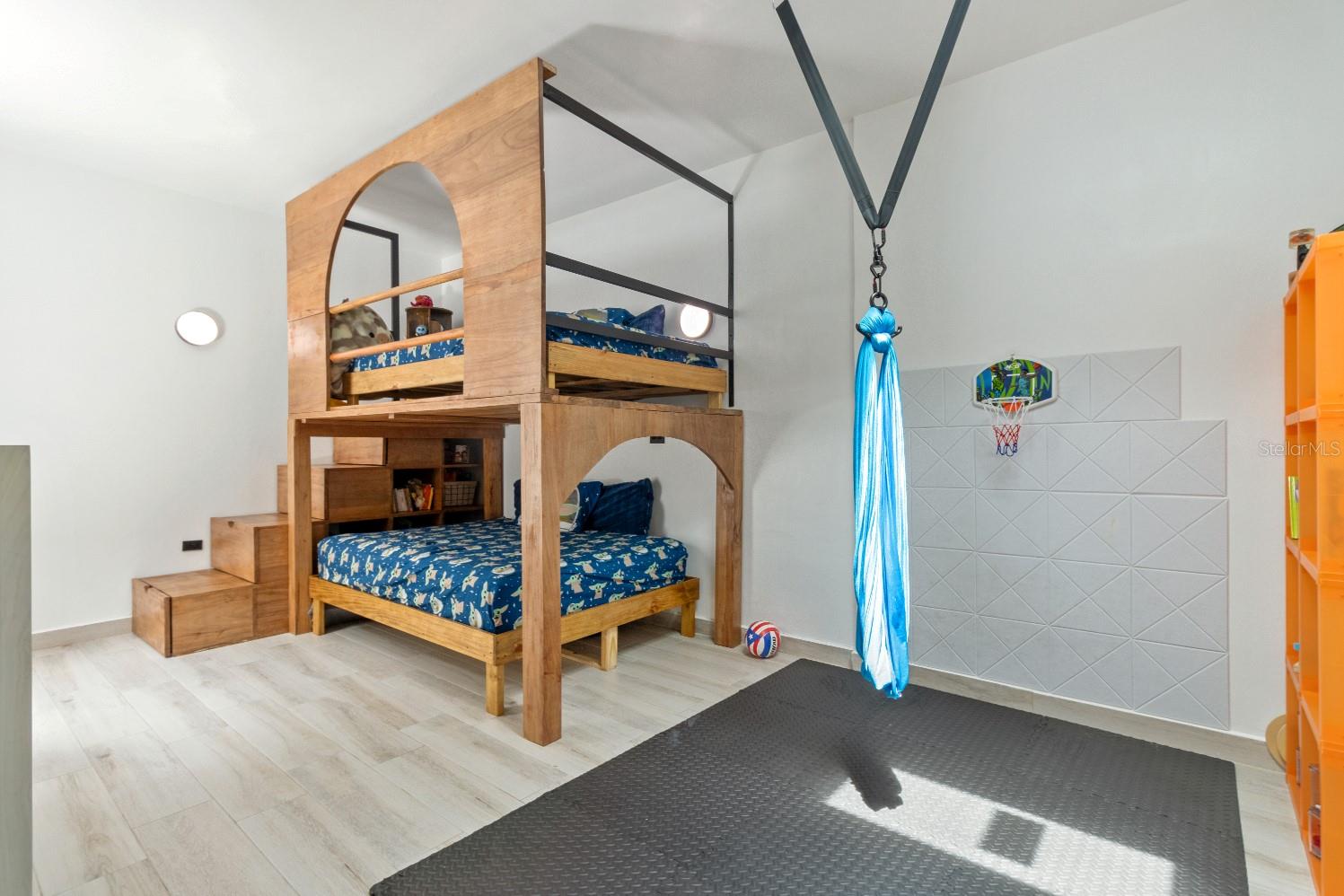 CONDADO - Residential