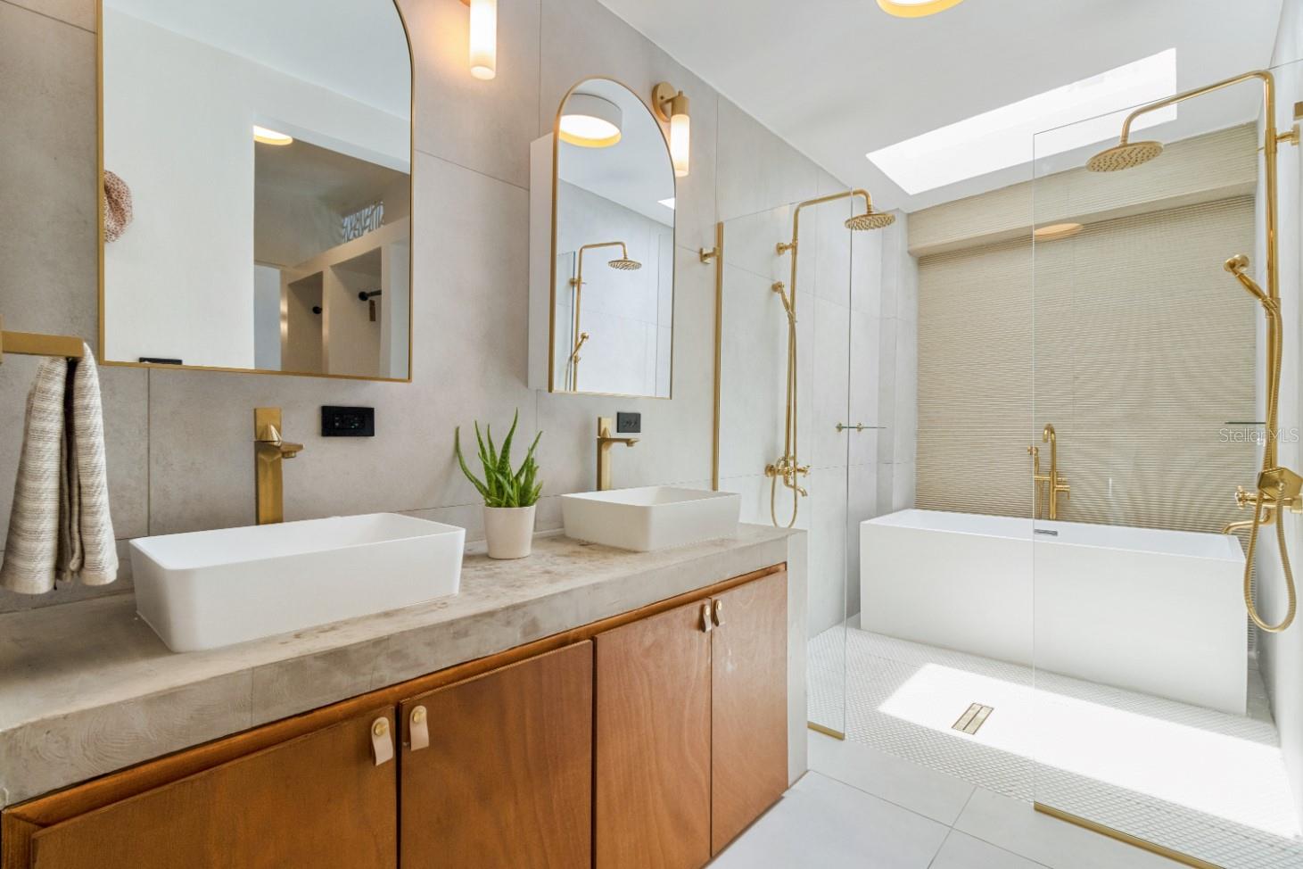 CONDADO - Residential