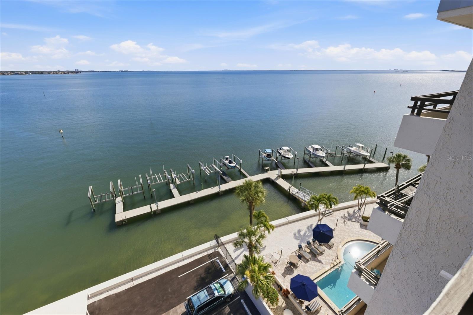 5700 MARINER CONDO - Residential