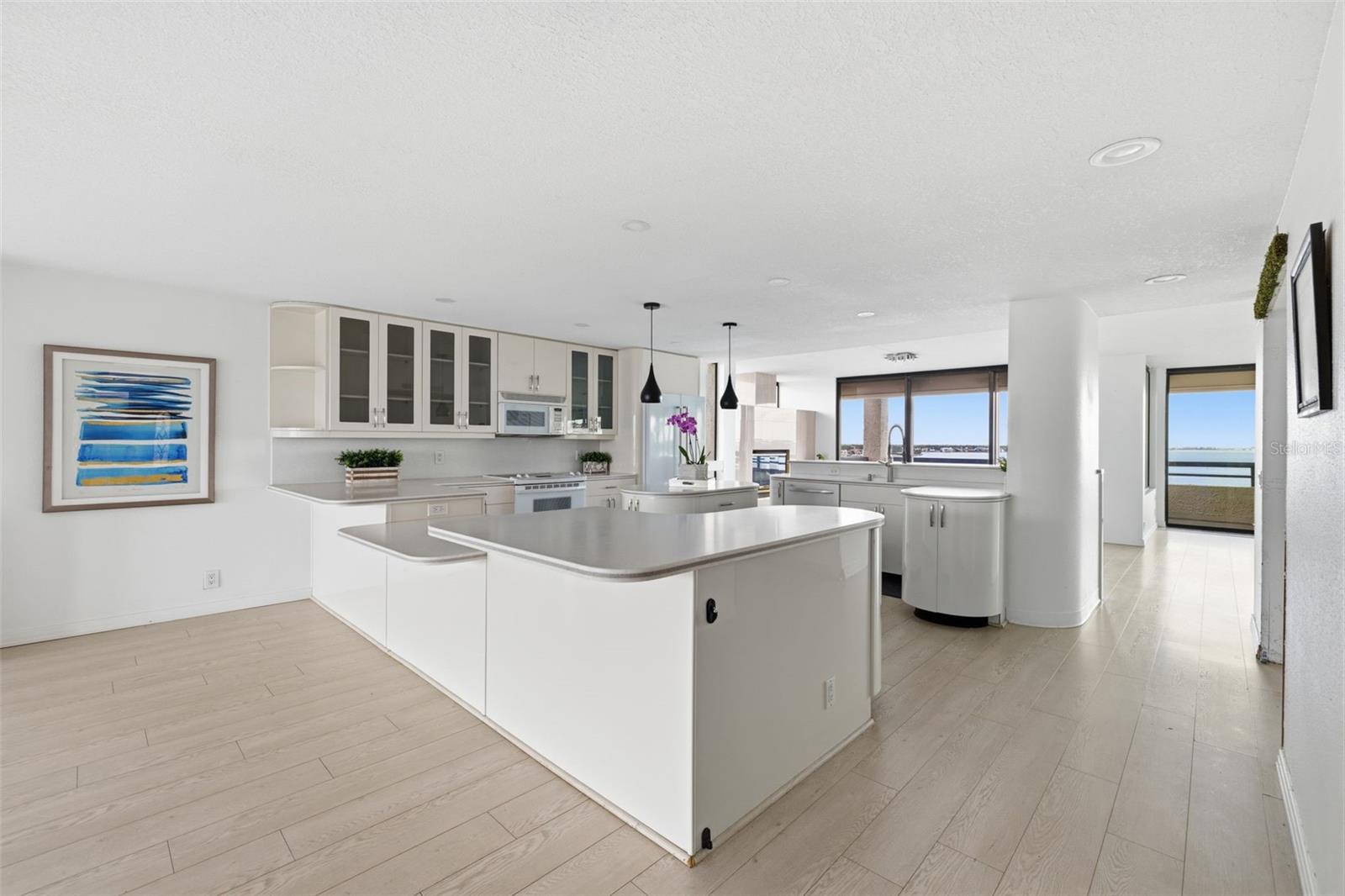 5700 MARINER CONDO - Residential