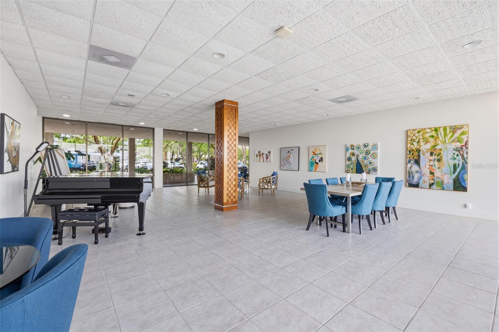 5700 MARINER CONDO - Residential