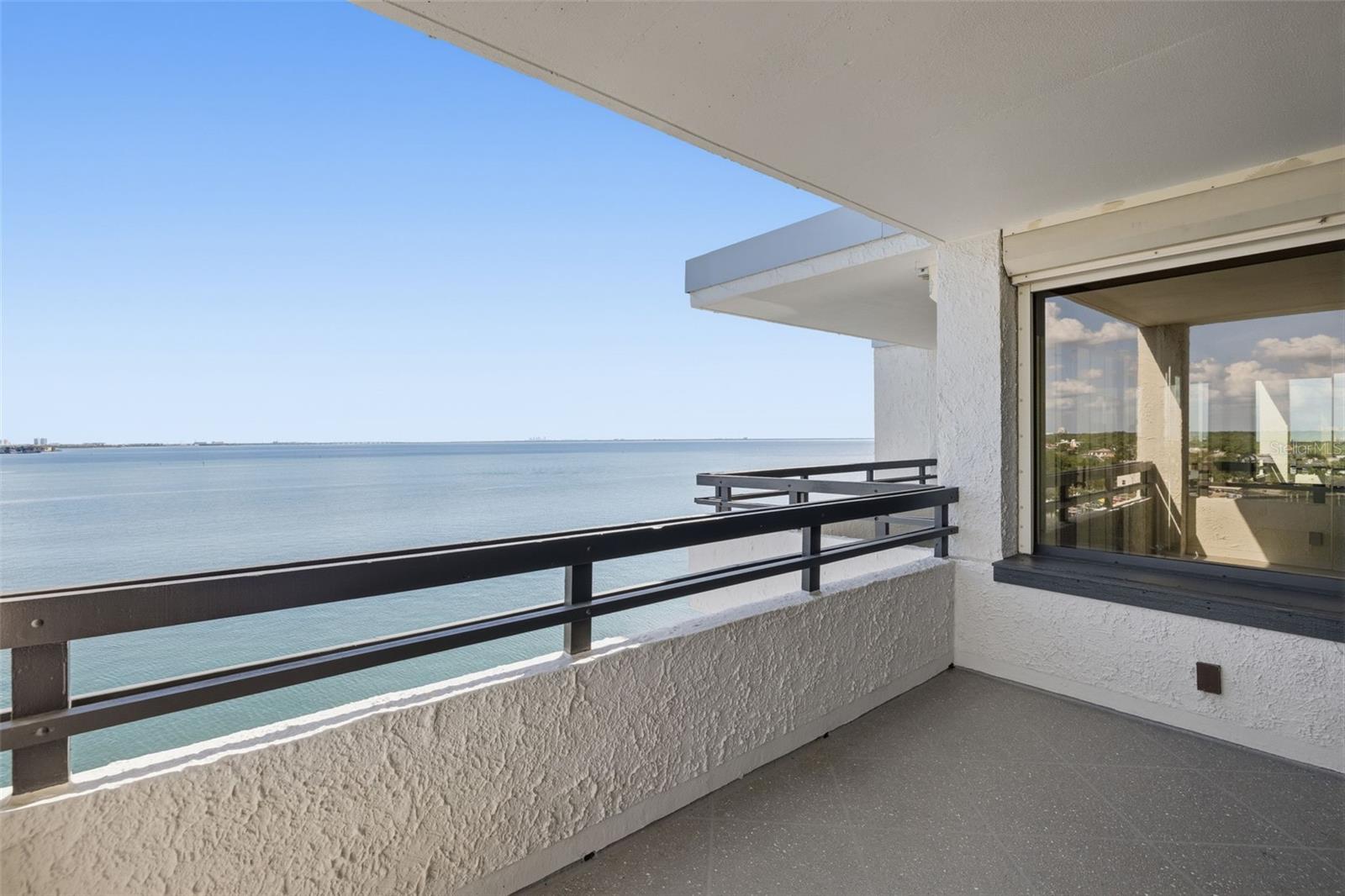 5700 MARINER CONDO - Residential