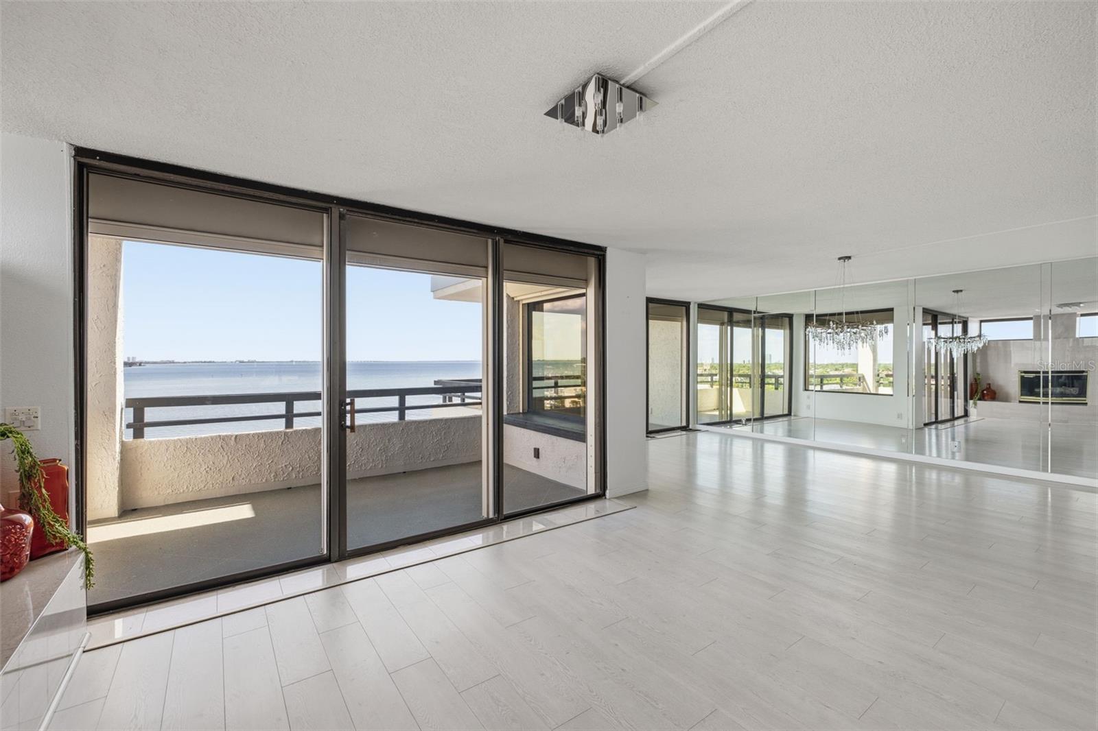 5700 MARINER CONDO - Residential