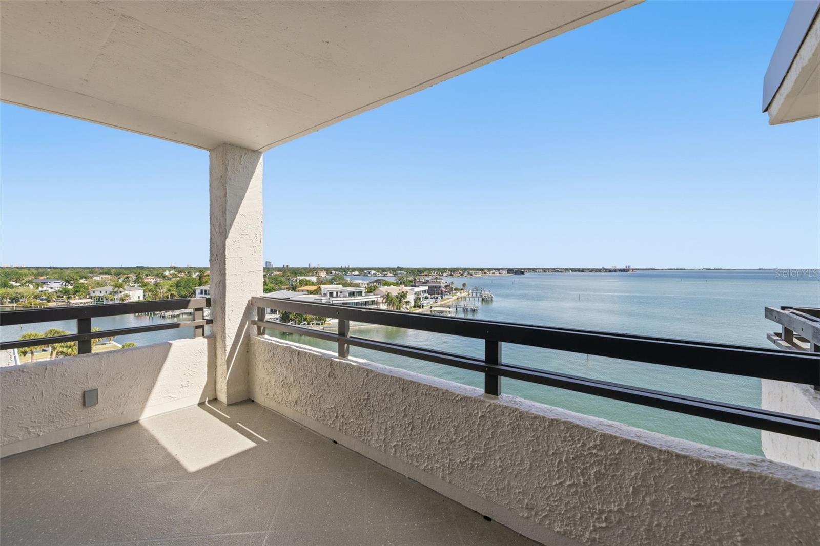 5700 MARINER CONDO - Residential