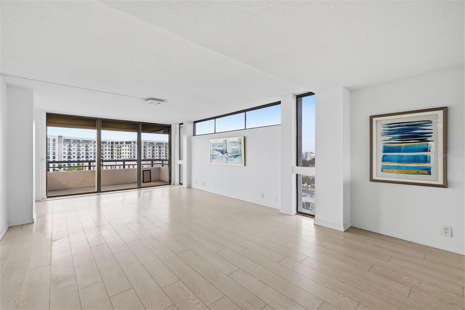 5700 MARINER CONDO - Residential