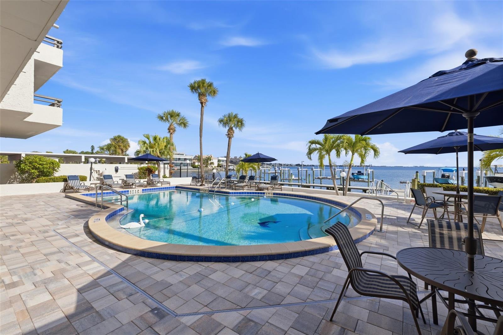 5700 MARINER CONDO - Residential