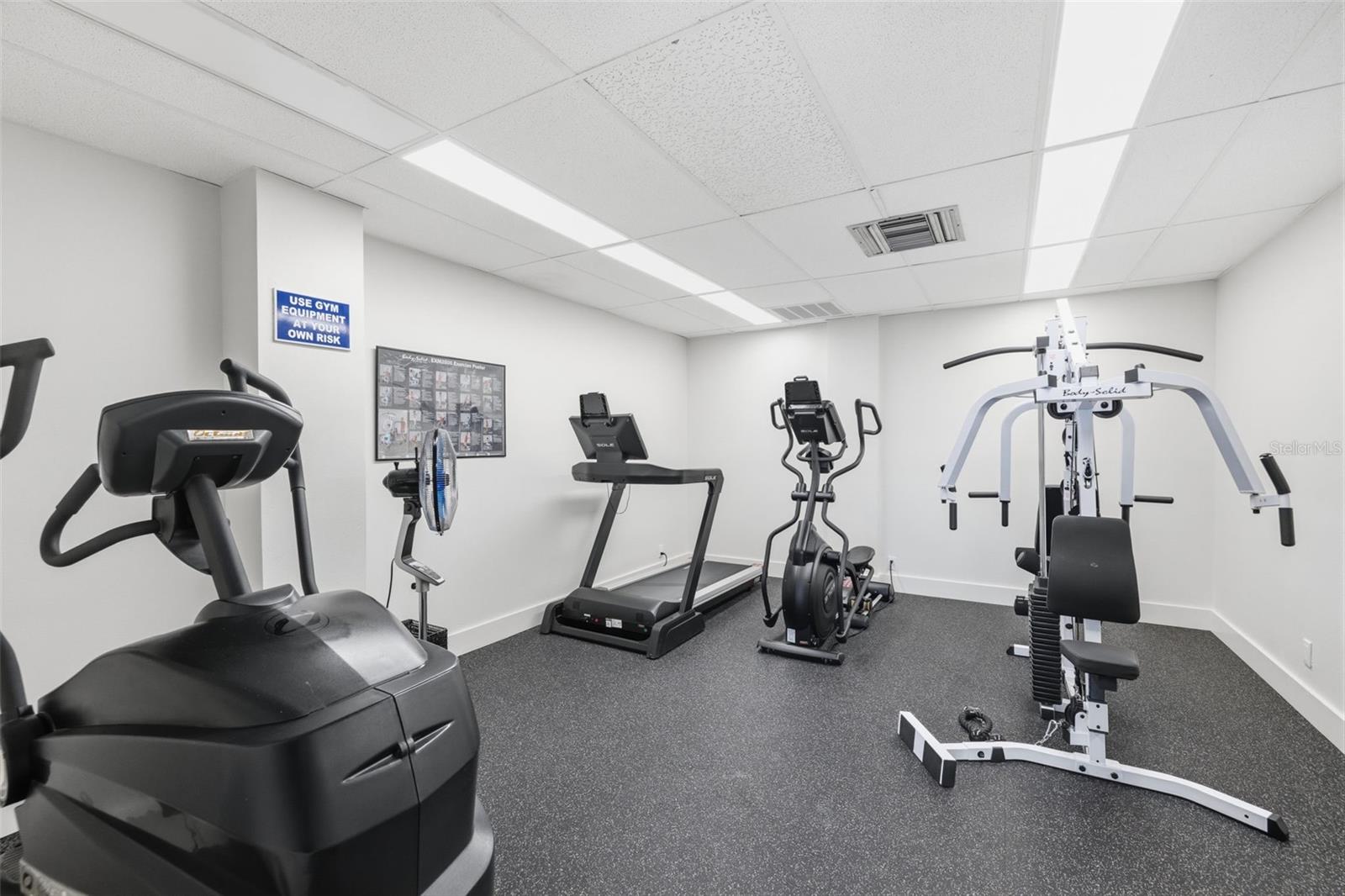 5700 MARINER CONDO - Residential